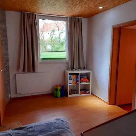 Willkommen In Dem Luftkurort Und Kaesestadt Rennstrecke 4km Entfernt Fewo1 Apartment Nieheim